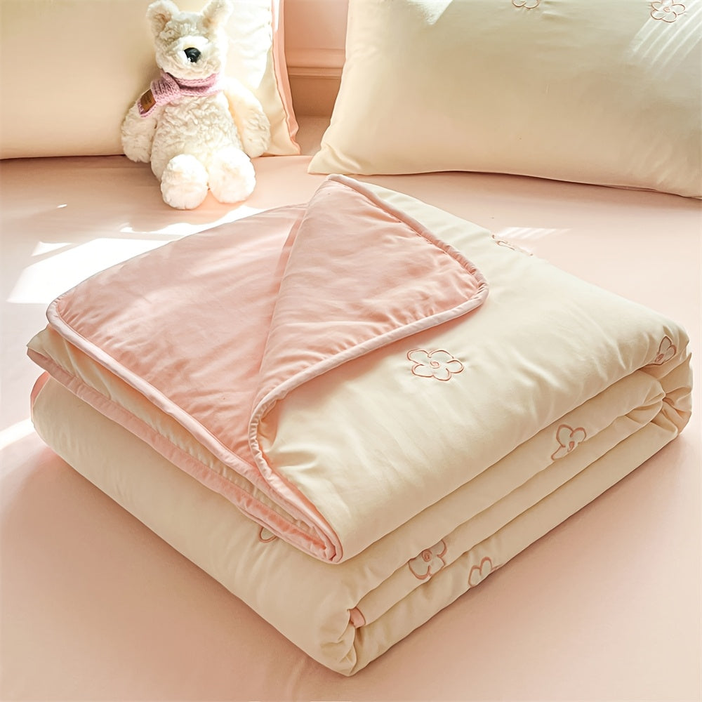 1pc Ice Silky Fiber Summer Quilt | Lightweight, Breathable, Cooling Design, Machine Washable, Ideal for Bedroom, Guest Room, Travel - Embroidered Polyester Cover and Lining