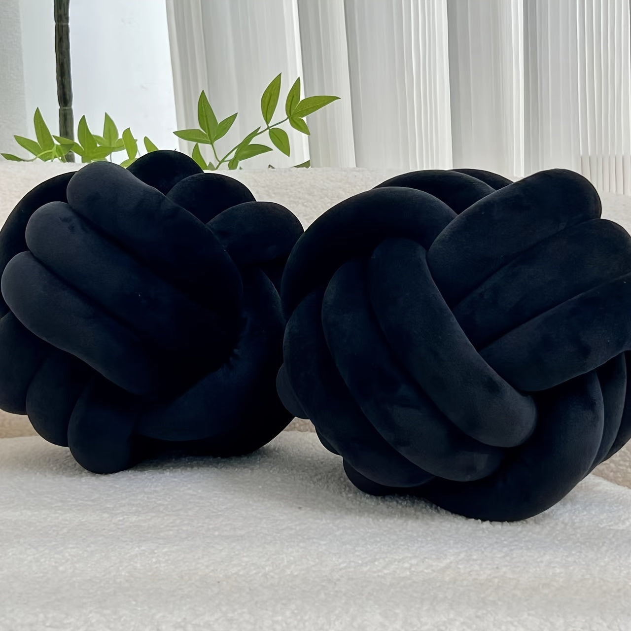 2pcs Round Knotted Throw Pillows - Plush Geometric Pattern Relax Cushions, Machine Washable Soft Decorative Pillows for Bed Sofa Bedroom Decor, All-Season Home Accents, Pillows for Couch, Minimalist Style, Seamless Stitching