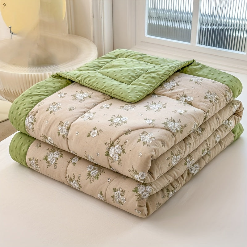 Lightweight Floral Blanket Cooling Dot Summer Quilt, Lightweight Blanket with Floral Prints, Made of High-Quality Polyester Fabric And Ultra-Fine Fiber Filling, Suitable for Bedrooms, Hotels, Guest Rooms, And More