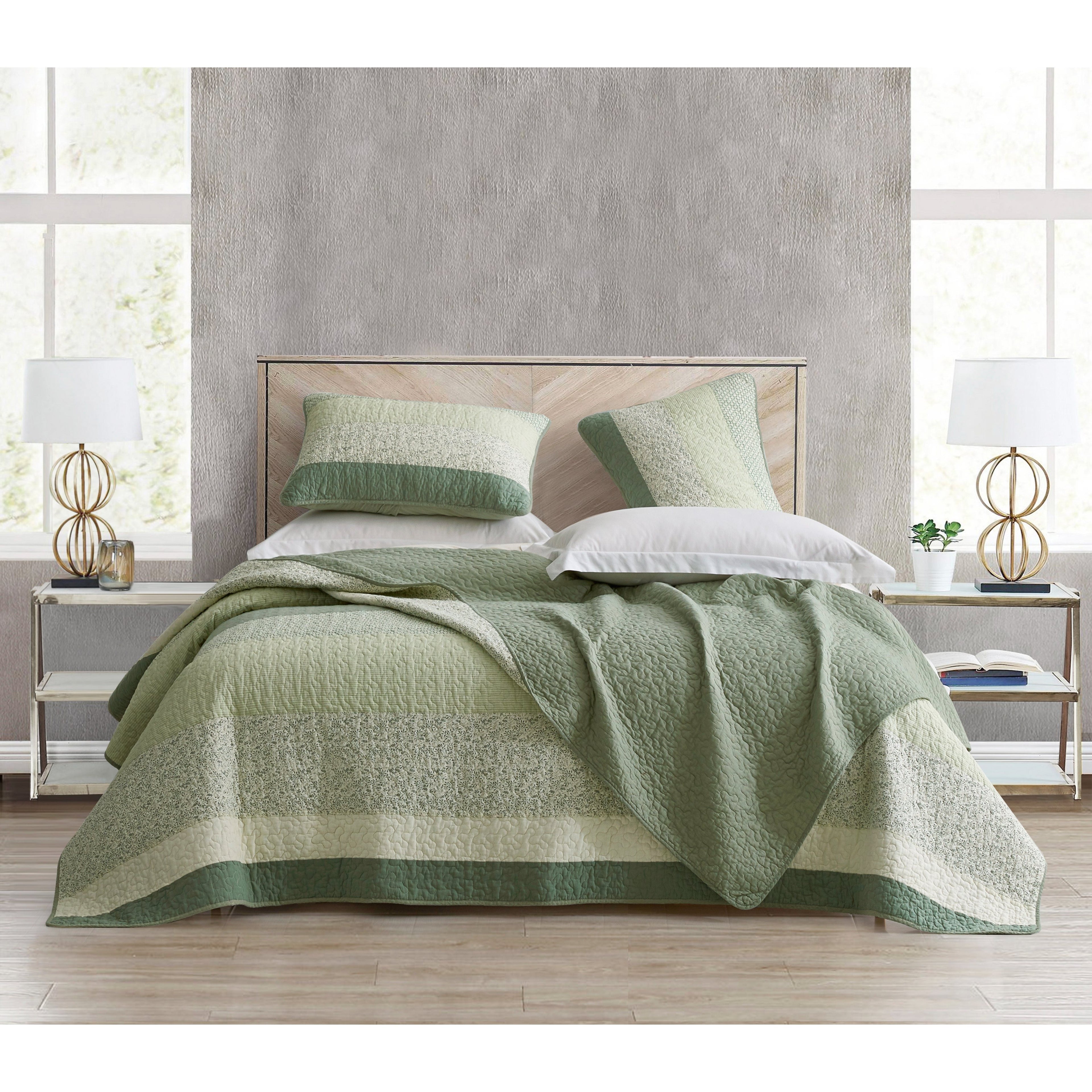 Chezmoi Collection Reed 2\u002F3-Piece Sage Green Floral Patchwork Stripe Cotton Quilt, Pre-Washed Reversible Lightweight Bedspread Set, Twin\u002FQueen\u002FKing\u002FOversized King\u002FSuper King Sizes - Holiday Bedding Gifts