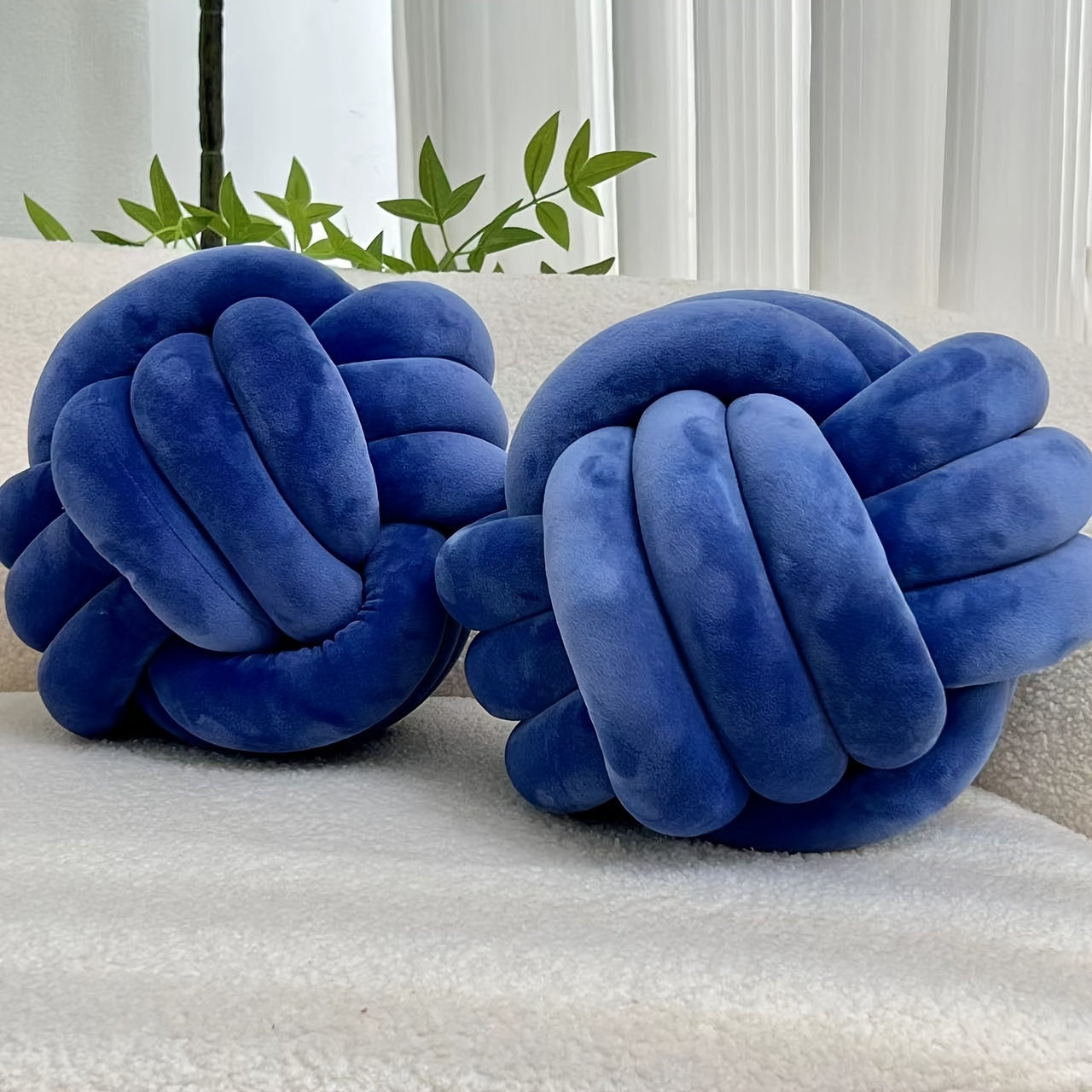 2pcs Round Knotted Throw Pillows - Plush Geometric Pattern Relax Cushions, Machine Washable Soft Decorative Pillows for Bed Sofa Bedroom Decor, All-Season Home Accents, Pillows for Couch, Minimalist Style, Seamless Stitching