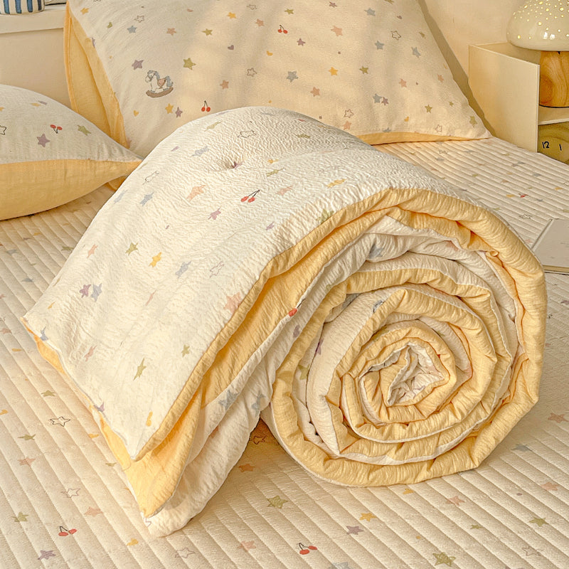 1pc Cloud-Feel Double-Sided Quilt Suitable for All Seasons, Lightweight Summer Blanket & Bedspread, Machine Washable Quilted Coverlet with Soft Breathable Bed Sheets for Bedding, Twin\u002FFull Size (59.06*78.74inch\u002F78.74*90.55inch) Gift