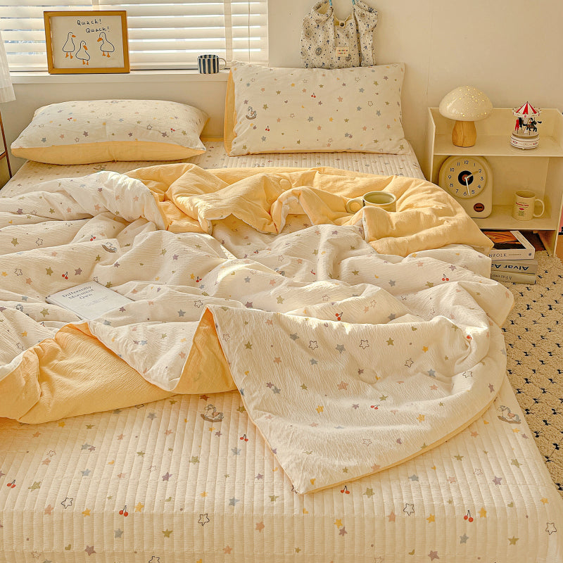 1pc Cloud-Feel Double-Sided Quilt Suitable for All Seasons, Lightweight Summer Blanket & Bedspread, Machine Washable Quilted Coverlet with Soft Breathable Bed Sheets for Bedding, Twin\u002FFull Size (59.06*78.74inch\u002F78.74*90.55inch) Gift