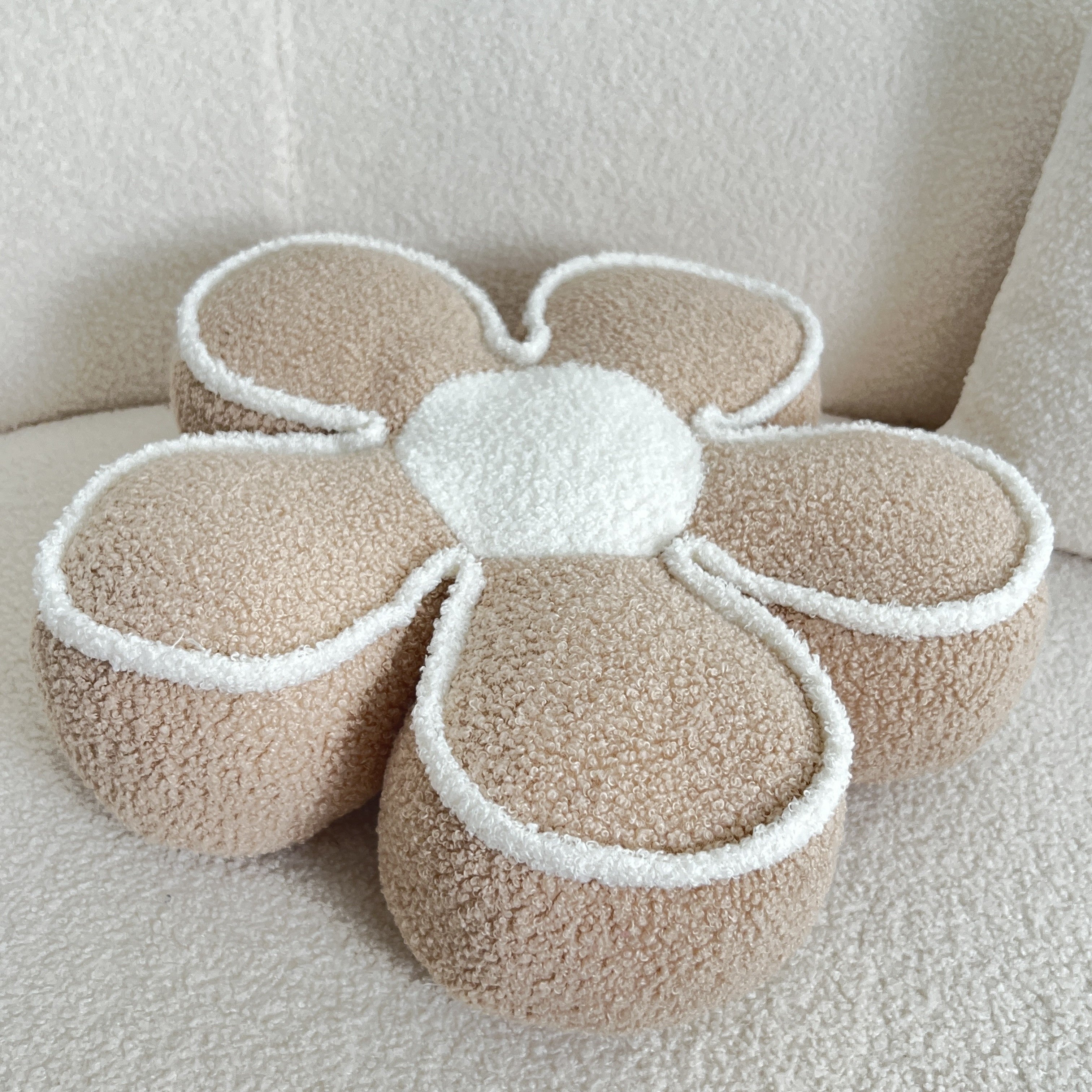 Soft Washable Polyester Chic Geometric Flower Throw Pillow - For Bed & Sofa Decor